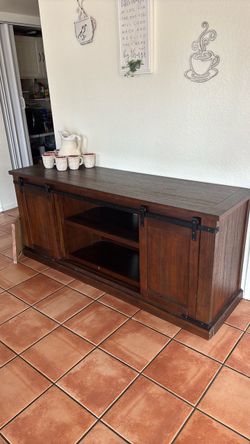 Tv stand