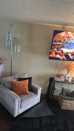 Floor lamp