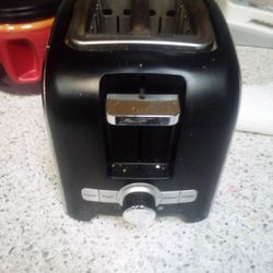 Black And Silver Toaster 