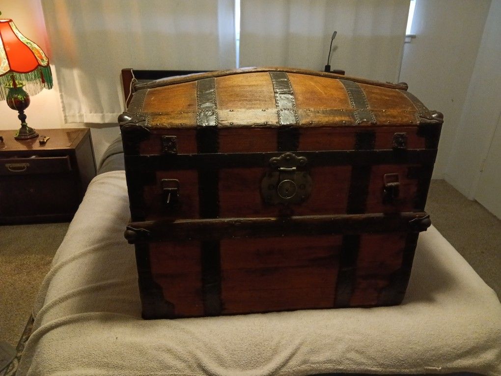 Antique Steamer Trunk Excelsior 1864 Lock