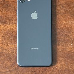 iPhone 8 ~ 64gb ~ Factory Unlocked