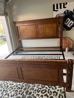 KING SIZE FRAME BED