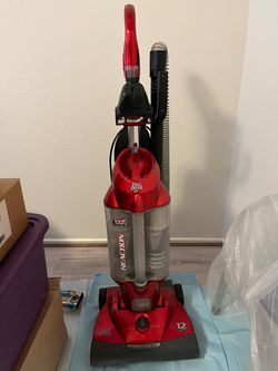 Dirt Devil Vacuum
