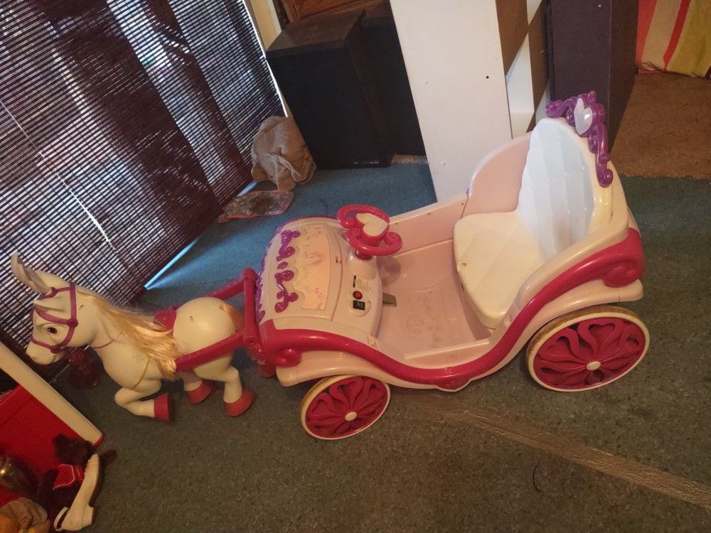 Horse And Carriage 