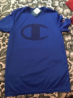 Boys Champion shirt size M