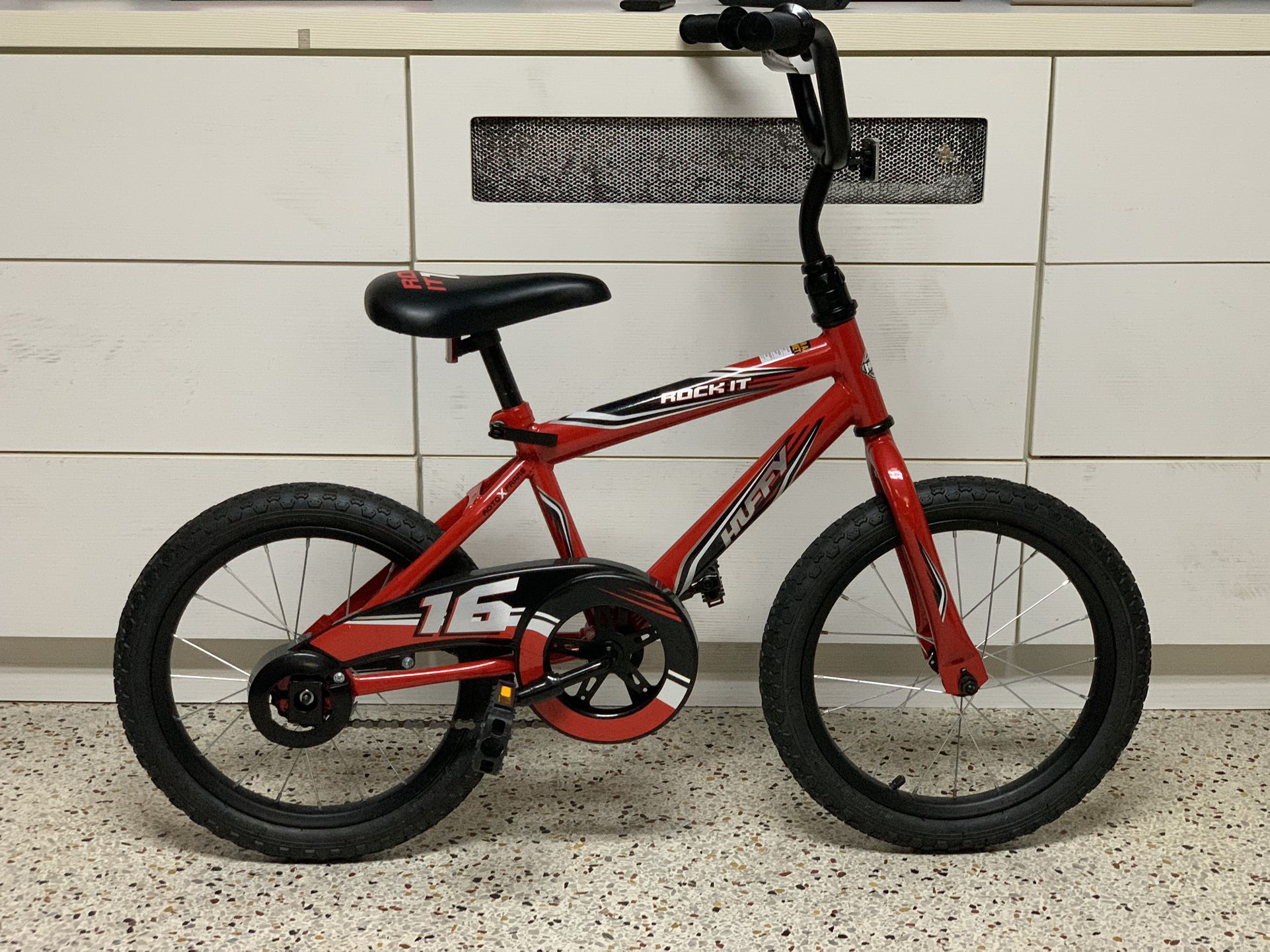 Huffy 16 in. Rock It Kids Bike for Boy Ages 4 and up. 