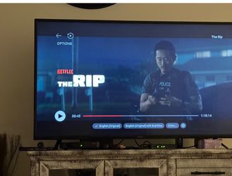 3 smart TVS