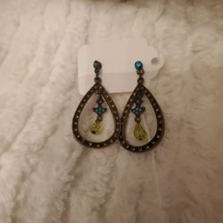 Earrings 2A