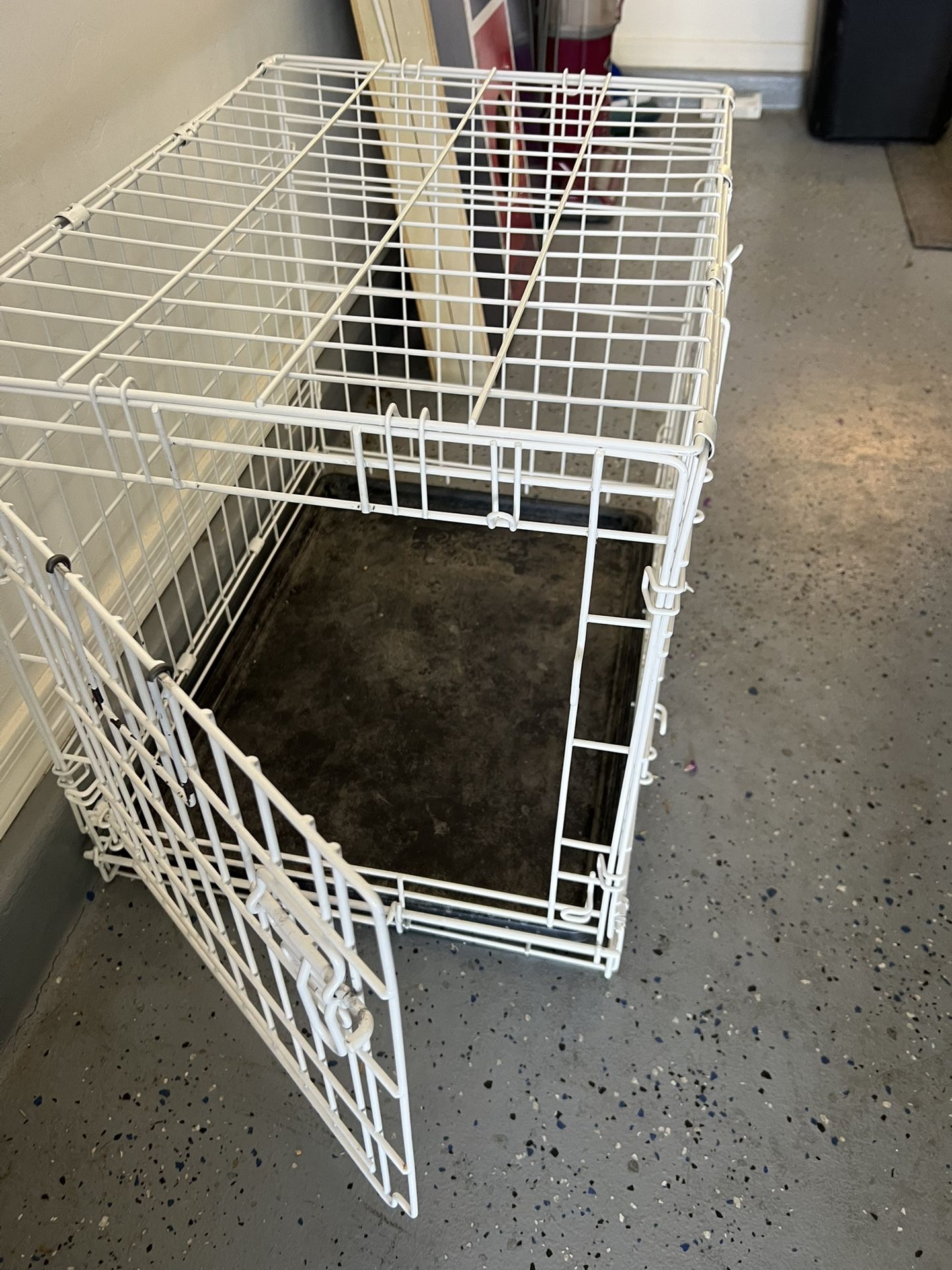 Dog kennel