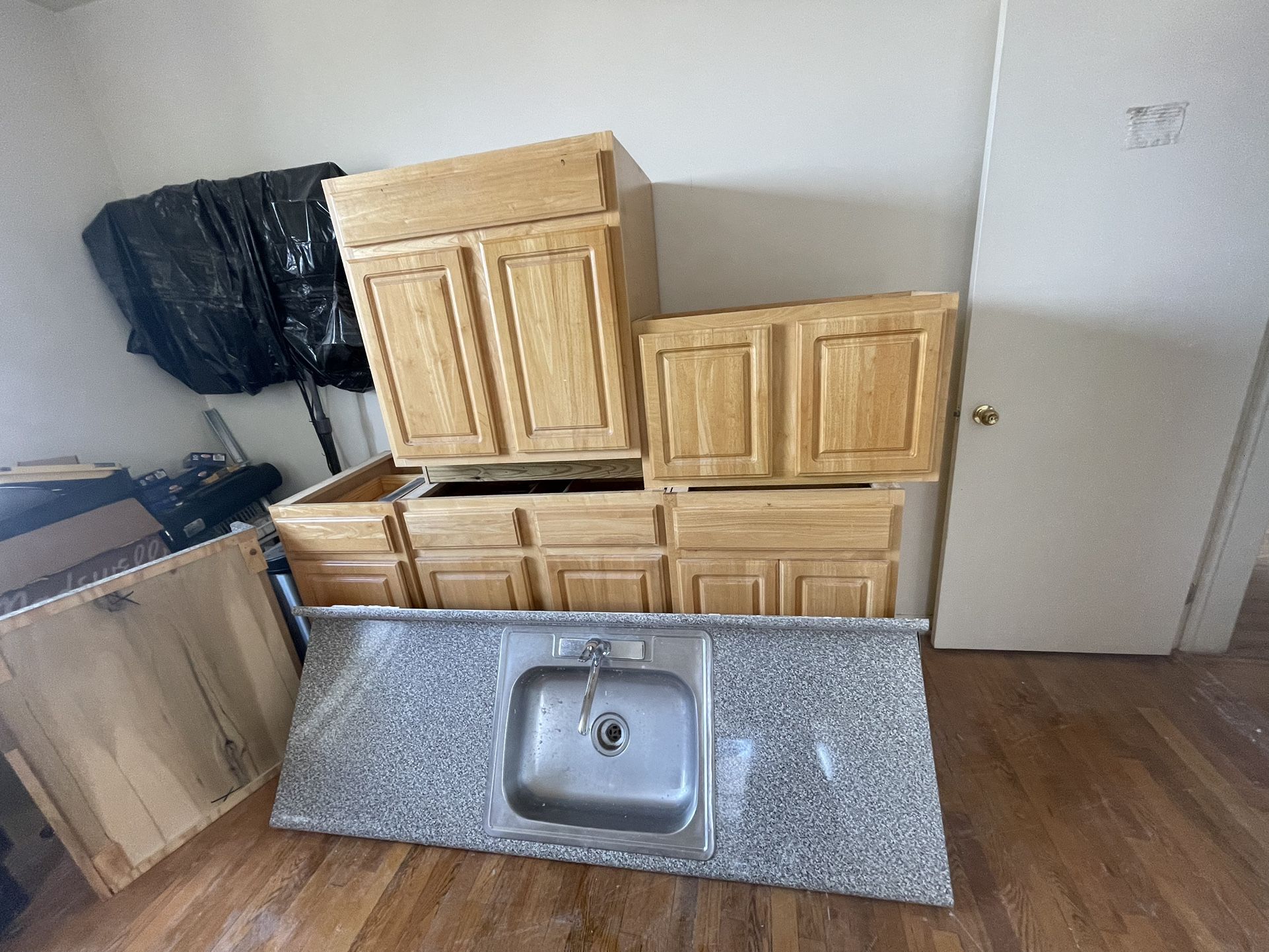 Kitchen Base And Wall for Sale in Brooklyn, NY OfferUp