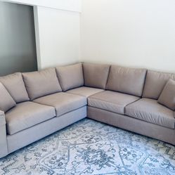 Sectional Sofa - Immaculate 