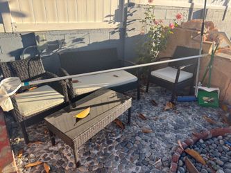 Outdoor Patio Furniture Set – 4 Pieces – Normal Condition