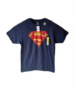 Superman glow-in-the-dark decal mens short sleeve t-shirt size L.