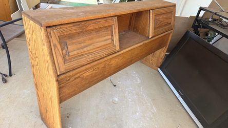 FREE Full-Sized Headboard