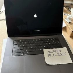 Apple MacBook Pro 16 Inch (M4 Pro, 2024