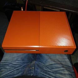 Orange Xbox One
