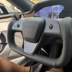 Tesla Steering Wheel Repair 
