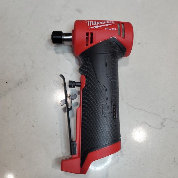 Milwaukee
M12 FUEL 12V Lithium-Ion Brushless Cordless 1/4 in. Right Angle Die Grinder (Tool-Only)