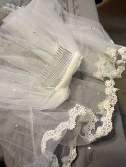 Pearl- Embellished White Tulle Hair Comb