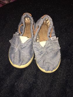 Toms for toddlers 6c
