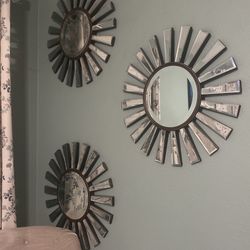 Mirror Decor