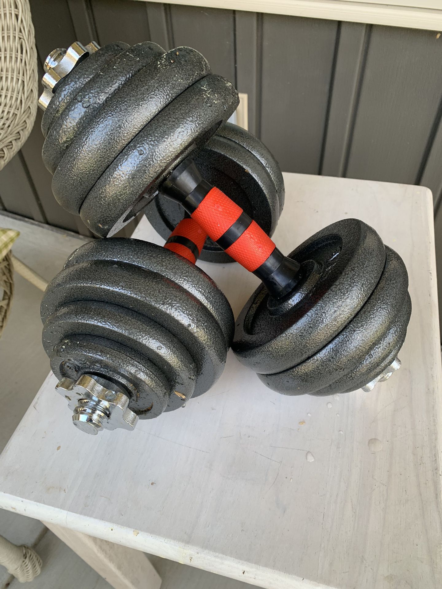 Adjustable Dumbbell Weights - 32 Lbs Each. Total 64 