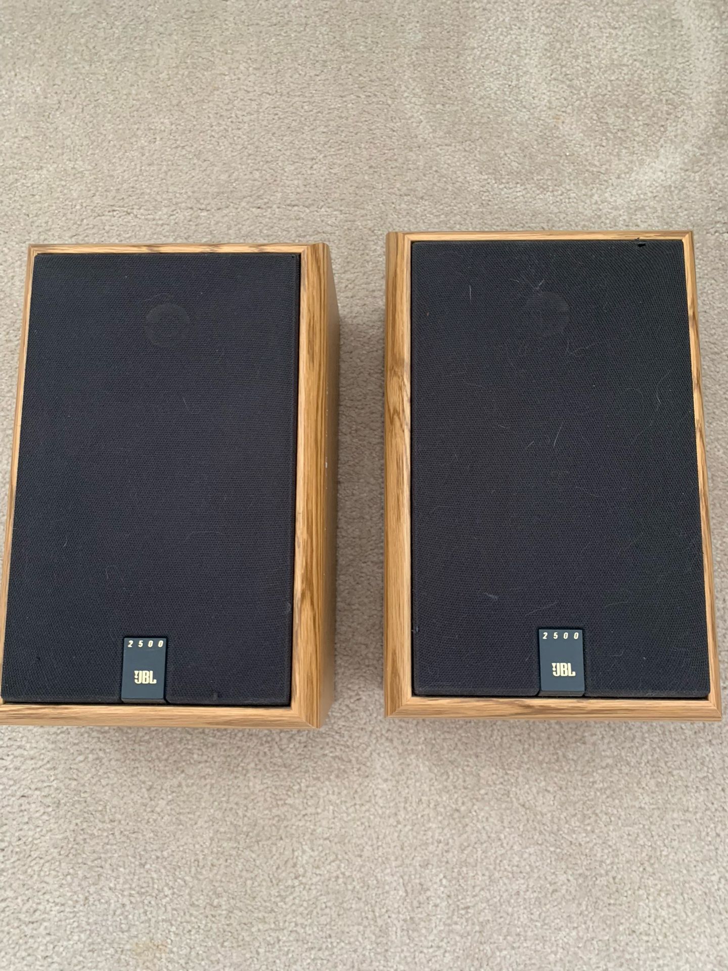JBL Bookshelf Speakers 
