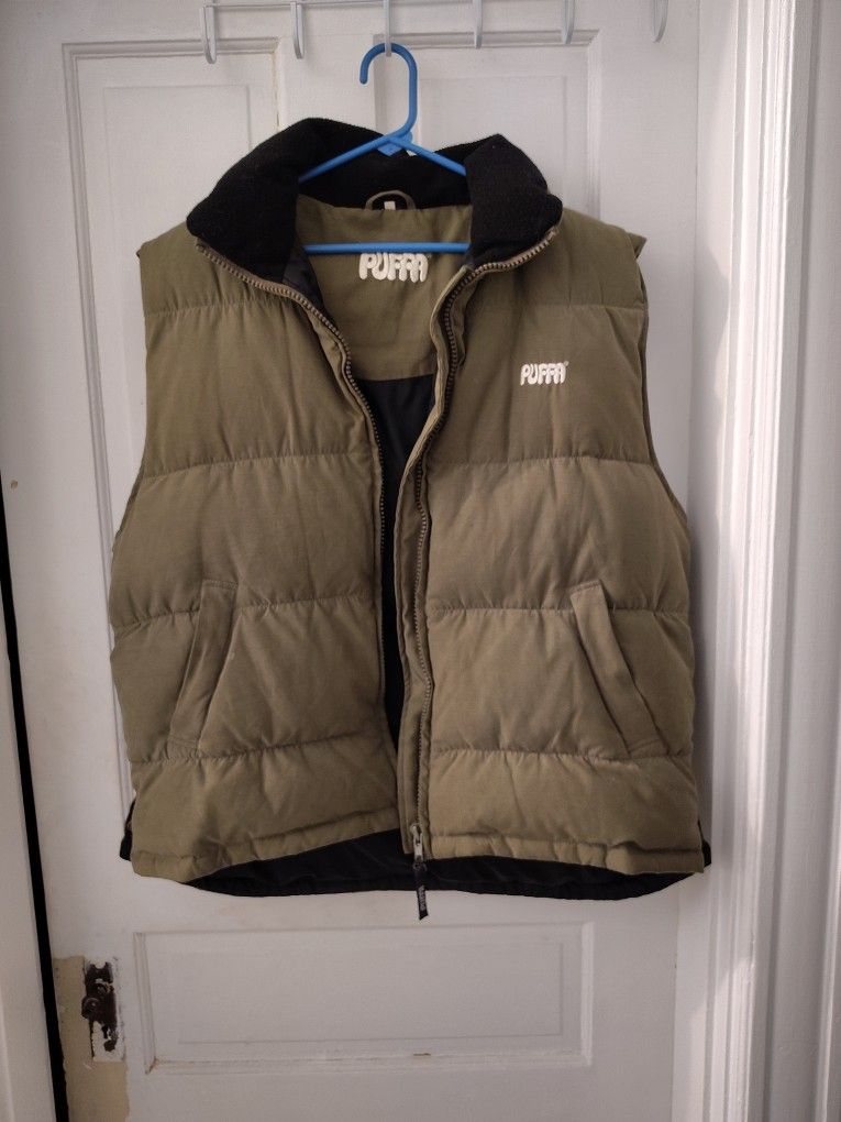 VINTAGE PUFFA VEST JACKET 🧥 LARGE GREEN BLACK