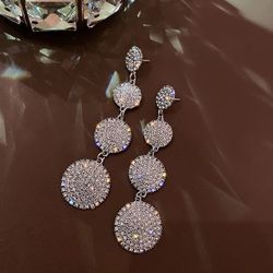Luxury Quality Round Pendant Crystal Earrings.
