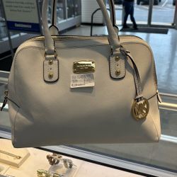 Micheal Kors Purse