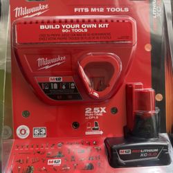 M12 12-Volt Lithium-Ion XC Battery Pack 4.0 Ah and Charger Starter Kit
