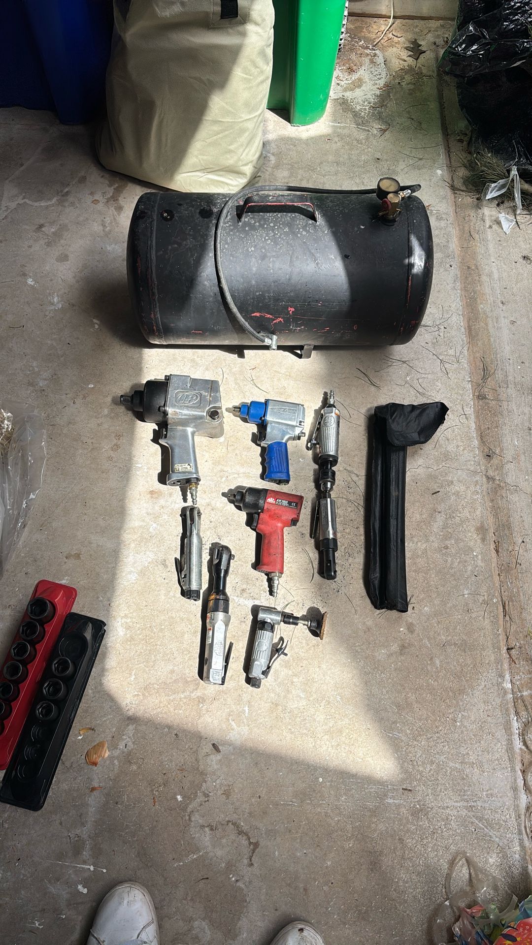 pneumatic air powered tool