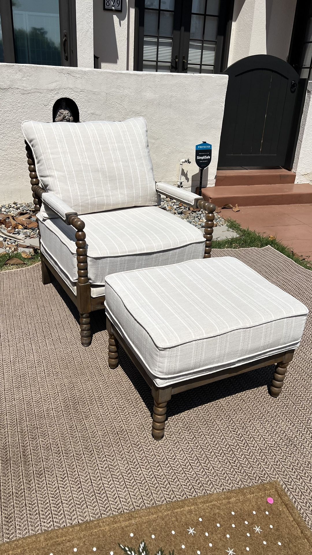 Spindle Arm Chair And Ottoman