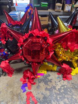 Plain red / rojo star bola piñata
