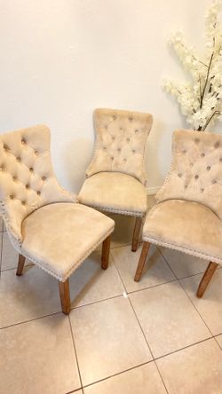 Elegant Tufted Dining Chairs – Set of 3