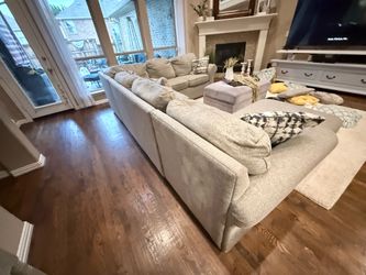Sectional couch
