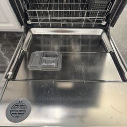 Dishwasher 