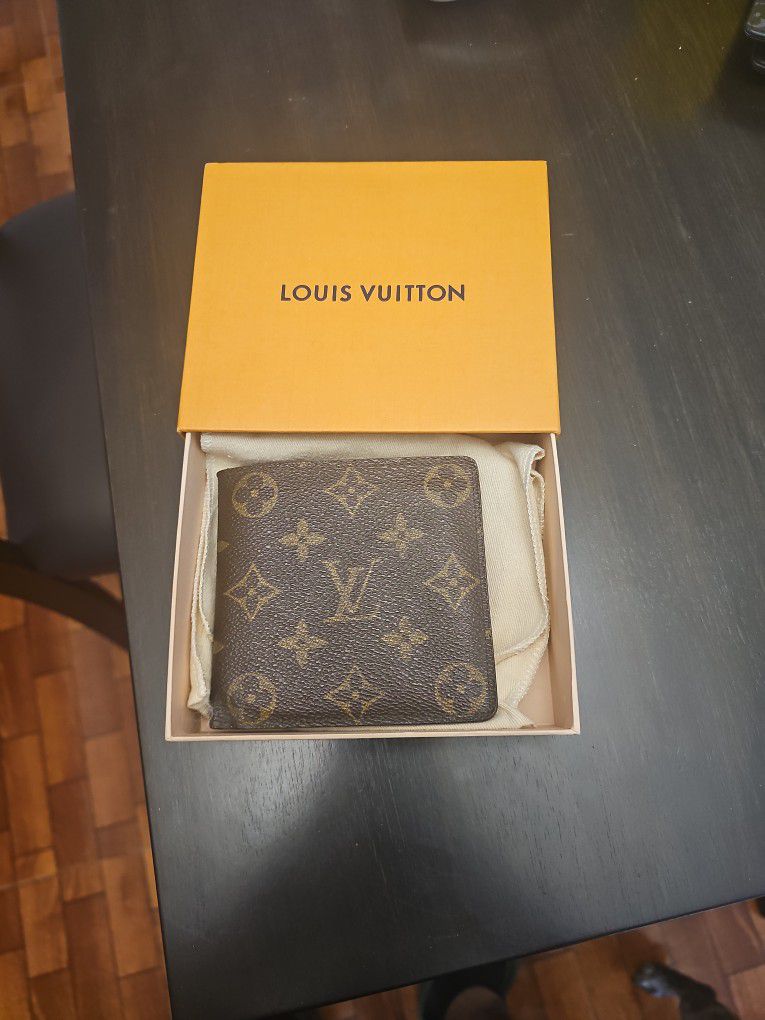 Authentic Louis Vuitton Wallet 