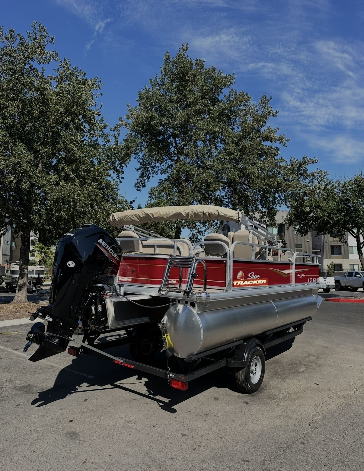 2024 SUNTRACKER BB18