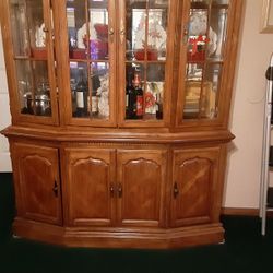 China Gabinet Good Condition