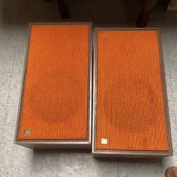 The Fisher S-10 Speakers