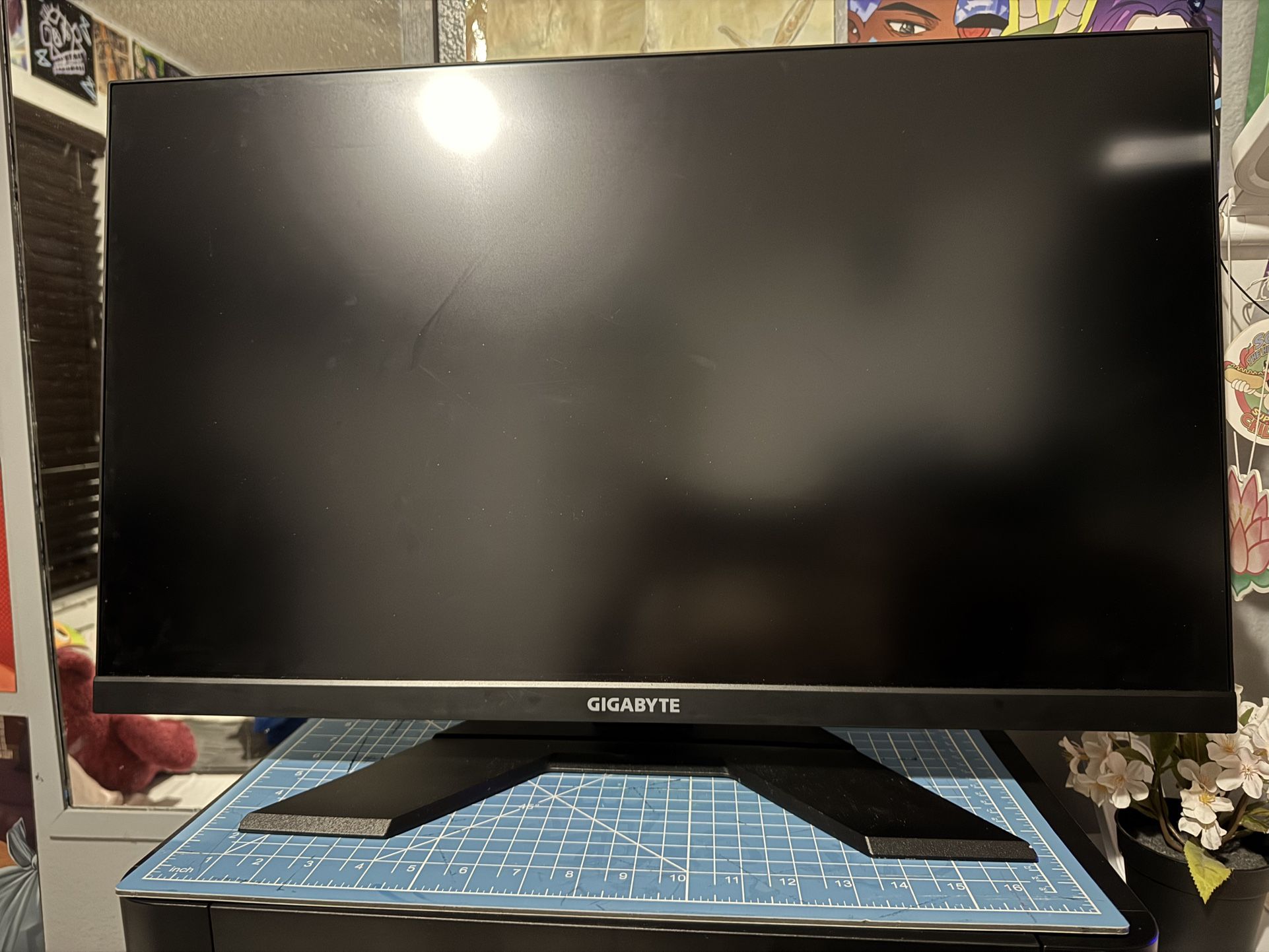 GIGABYTE M27Q rev 1.0 Monitor (DOES NOT TURN ON)