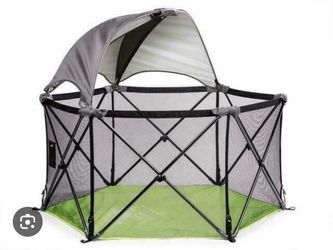 Summer Infant outdoor play pen