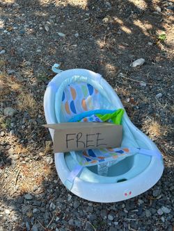 FREE Fisher Price Baby Bath