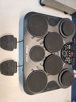 PYLE DIGITAL DRUMS WITH PEDALS PTED01