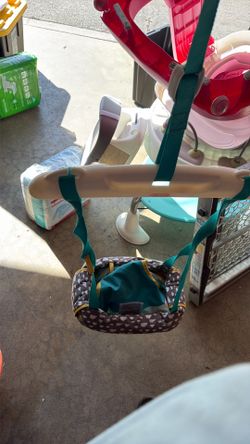 Doorway, baby bouncer