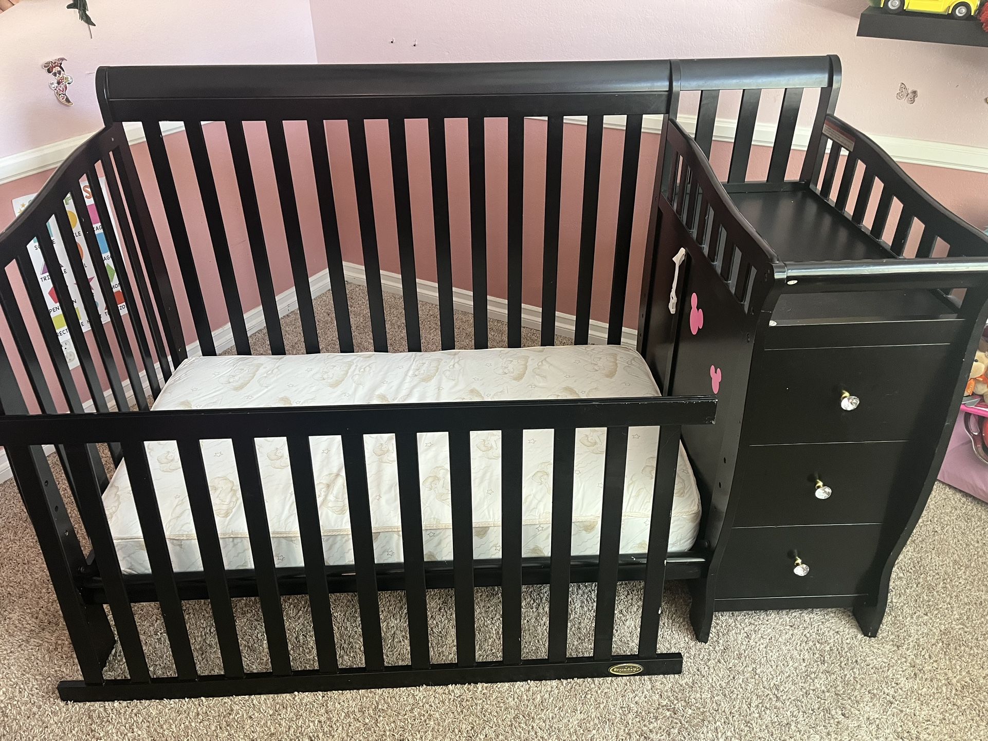 Crib Dream On Me Changing Table