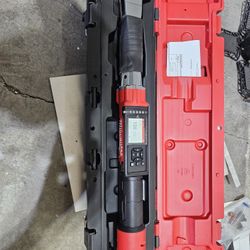M12 Torque Wrench New With Battery