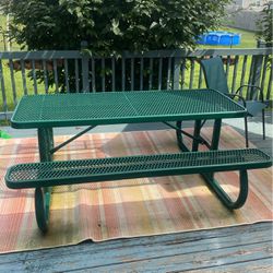 Green Thermoplastic Park Table 