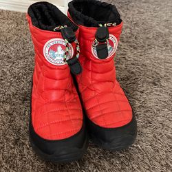 Snow Boots